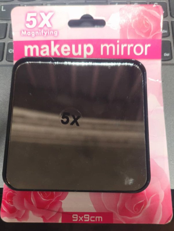 Makeup Mirror with Suction Cup 5X  Carre
